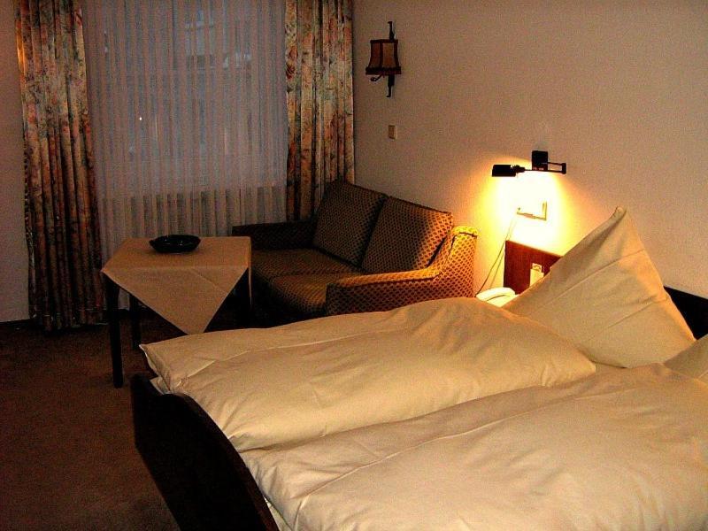Hotel Restaurant Baeren Freudenstadt Room photo